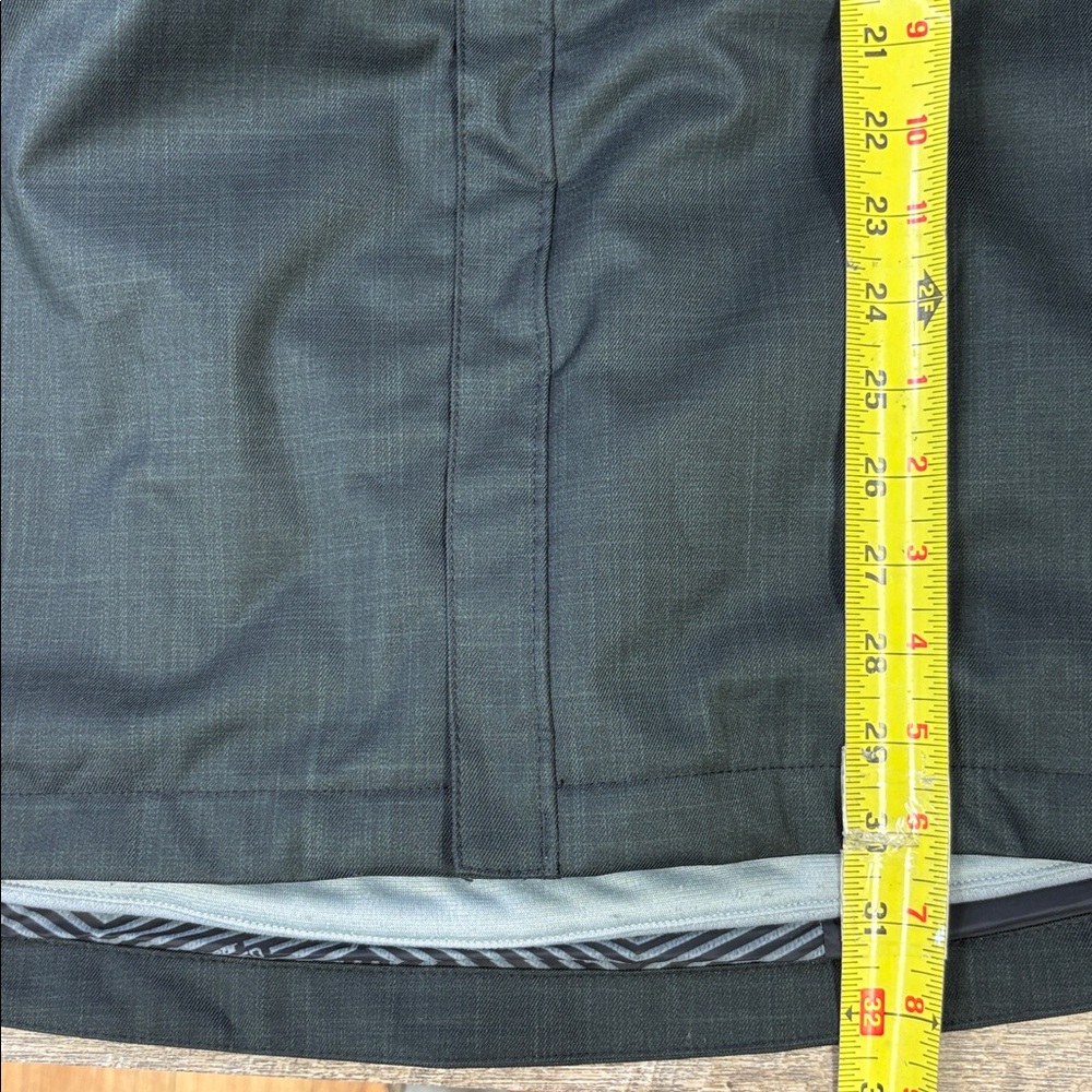 Under Armour UA Storm Hooded Jacket – Men’s Large – Black Water Resistant - Picture 11 of 11